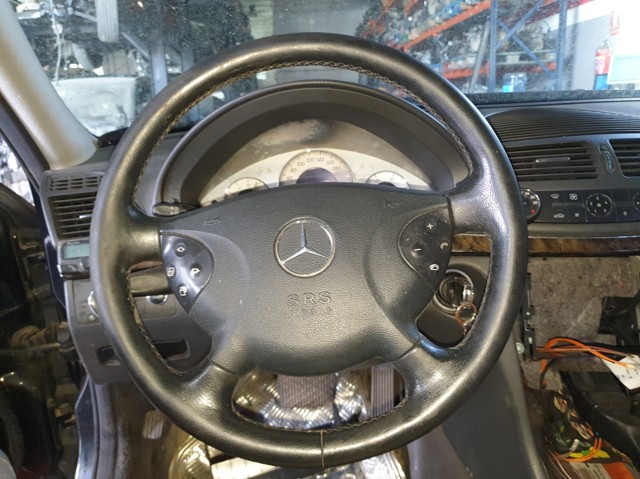 Volante A2114600203 Mercedes