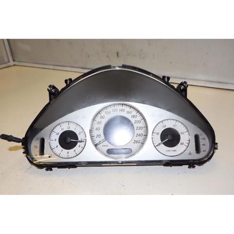MERCEDES A2115400547 Приборная доска (щиток приборов) в наличии Чернигов