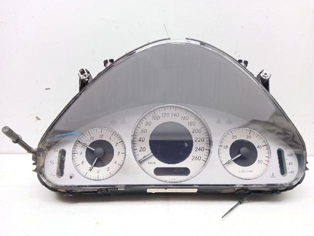 MERCEDES A2115403547 Панель приборов в наличии Сумы