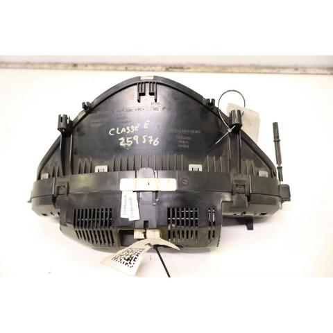 MERCEDES A2115406248 Панель приборов в наличии Павлоград