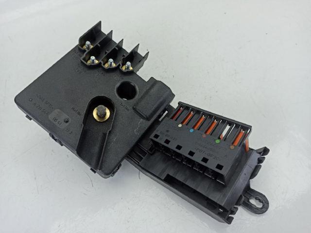 2115461141 MERCEDES Колодка соединительная плюсового кабеля купить в Каменское