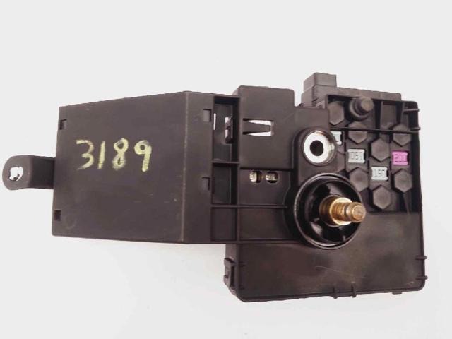 A2115461141 Колодка соединительная плюсового кабеля купить Кривой Рог