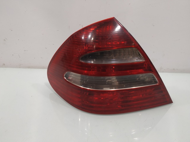 MERCEDES A2118200364 Фонарь задний левый в наличии Чернигов