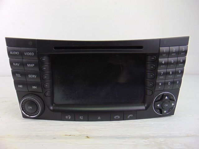 A2118203297 MERCEDES Магнитола (радио AM/FM) купить в Черкассы