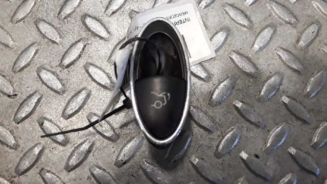 A2118211151 MERCEDES Кнопка салона привода крышки багажника (двери 3/5-й (ляды) купить в Черновцы