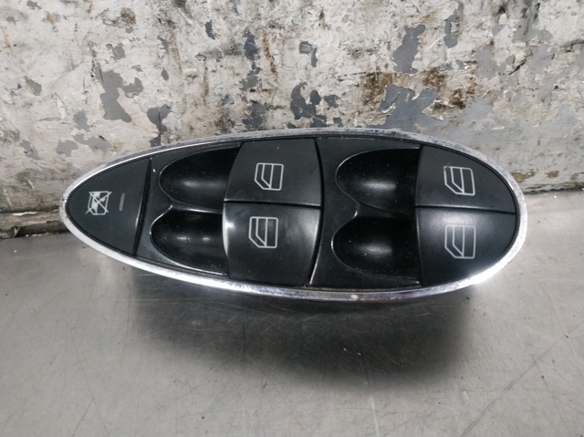 MERCEDES A2118213679 Кнопочный блок управления стеклоподъемником передний левый в наличии Каменское