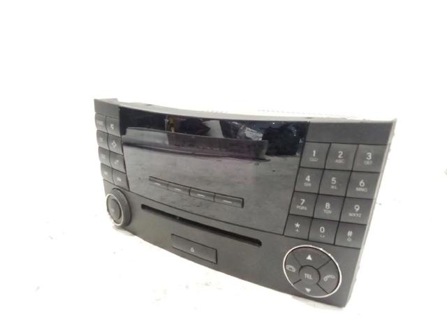 MERCEDES A2118701289 Магнитола (радио AM/FM) в наличии Киев