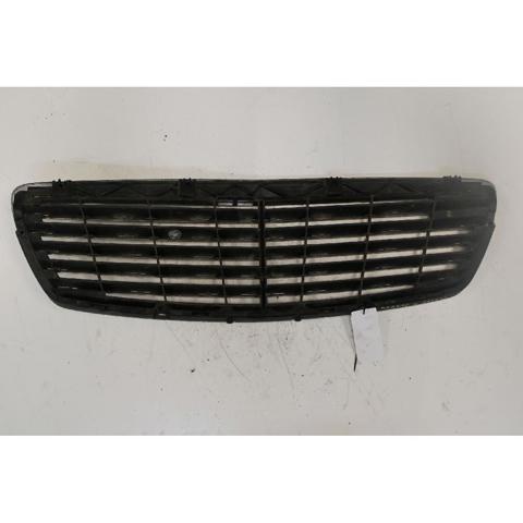 MERCEDES 21188003837246 Решетка радиатора в наличии Запорожье