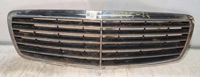 A21188005839040 MERCEDES Решетка радиатора купить в Украина