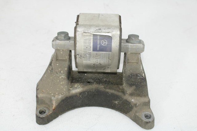 Coxim de transmissão (suporte da caixa de mudança) A2122400418 MERCEDES