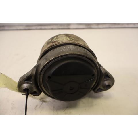 MERCEDES A2122403317 Подушка (опора) двигателя правая передняя в наличии Киев