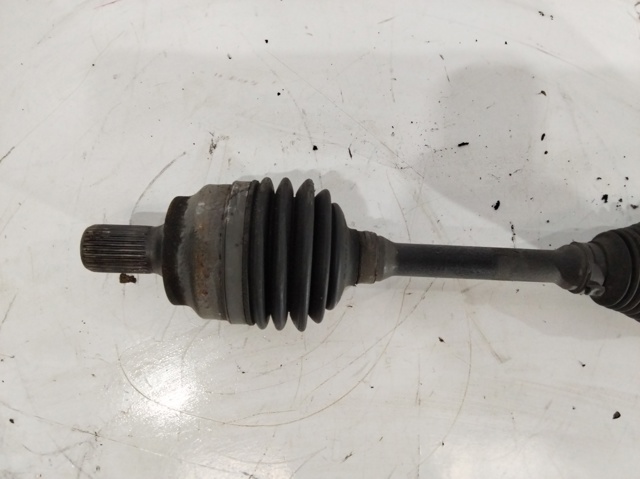 MERCEDES A2123301901 Правая полуось в наличии Чернигов