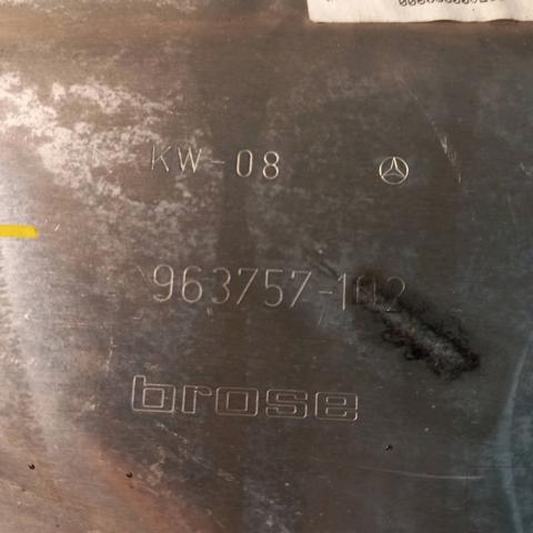 Mecanismo de acionamento de vidro da porta dianteira esquerda A2127201579 MERCEDES