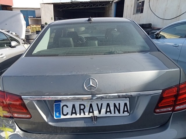 Tampa de porta-malas A2127500975 MERCEDES