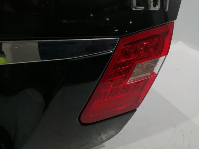 Lanterna traseira direita interior para Mercedes-Benz E-Class Mercedes (W212) Lim 2.0 CGI Cat / 0.09 - ... 651924 A2128200864