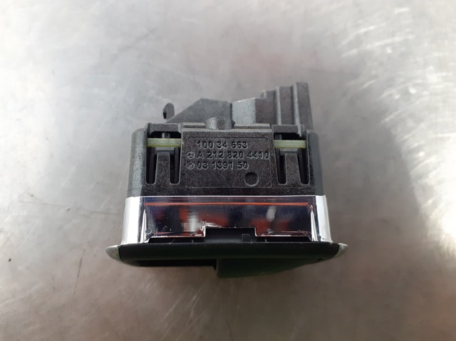 MERCEDES A2128204410 в наличии Черновцы