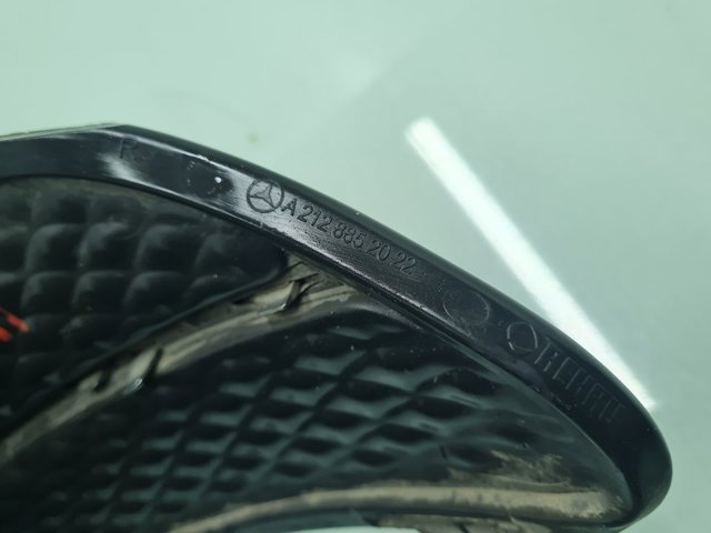 A2128852822 MERCEDES Заглушка (решетка) противотуманных фар бампера переднего правая купить в Тернополь