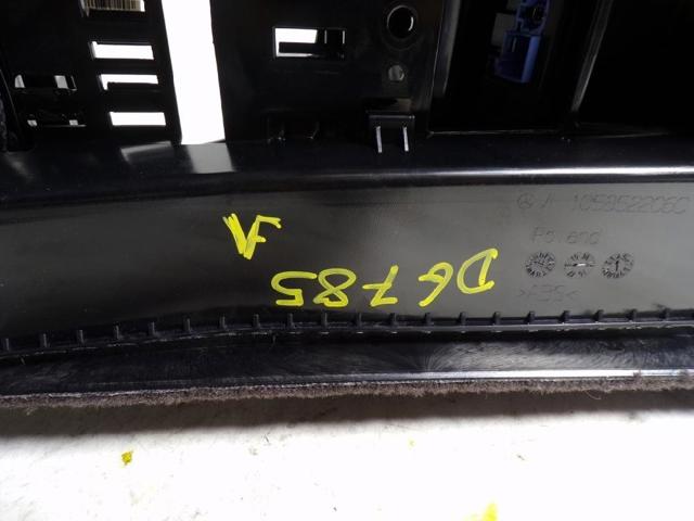 MERCEDES A21368007038U03 Крышка подлокотника в наличии Киев