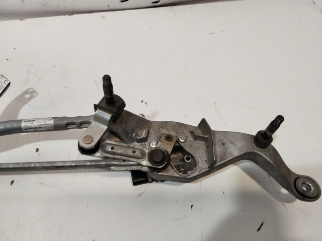 Trapézio de limpador pára-brisas Mercedes E S213
