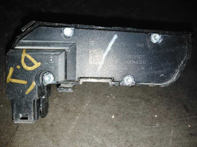 MERCEDES A2139051404 в наличии Киев