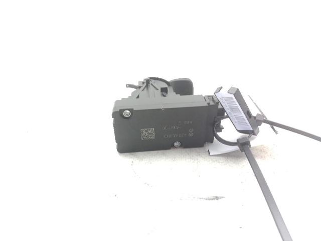 MERCEDES A2139053803 Клавиша электромеханического стояночного тормоза в наличии Ирпень
