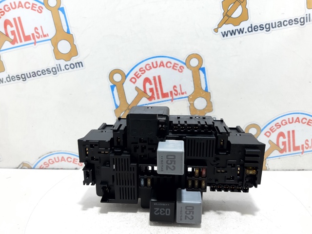 Unidade de dispositivos de segurança Mercedes E W213