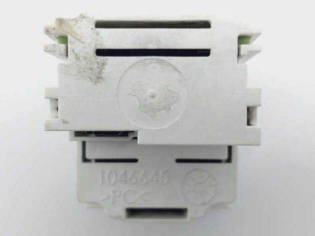 A2188270070 MERCEDES Часы салонные купить в Ужгород