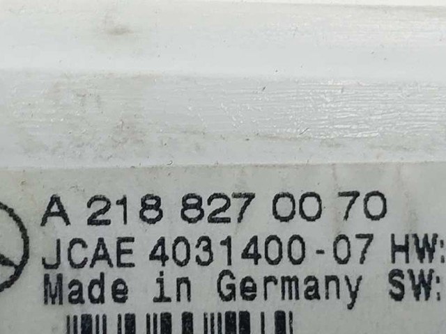 MERCEDES A2188270070 Часы салонные в наличии Винница