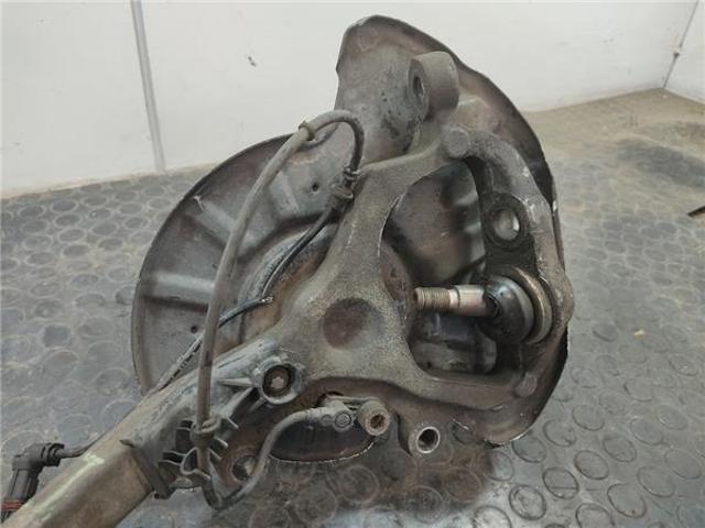 2203303720 MERCEDES Цапфа передняя левая купить в Тернополь