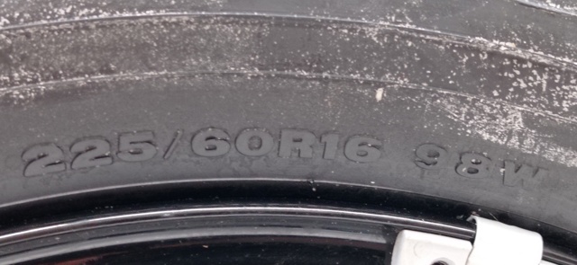 MERCEDES A2204010402 в наличии Ровно