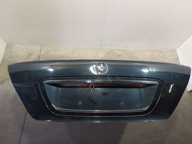 A220750017528 MERCEDES Крышка багажника купить в Житомир