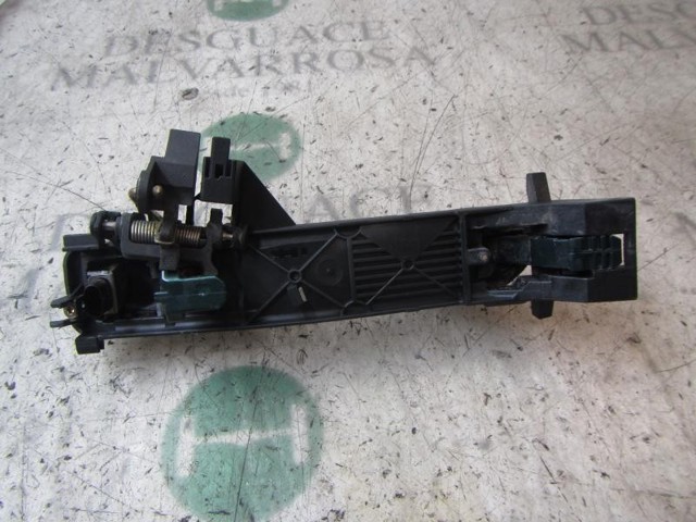 MERCEDES A22076012709999 Ручка двери правой наружная передняя/задняя в наличии Днепр
