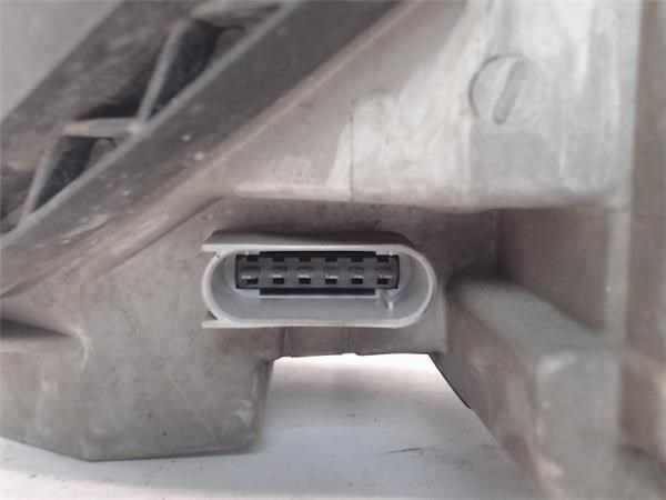 MERCEDES 220820026164 Правая фара в наличии Черкассы