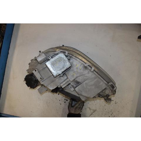 MERCEDES A2208203261 Фара правая в наличии Винница