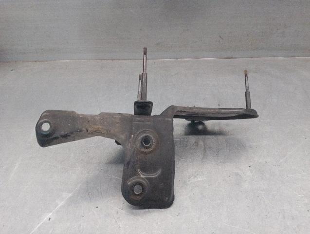 2213200243 MERCEDES Кронштейн компрессора кондиционера купить в Винница