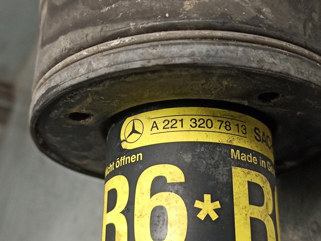 2213207813 MERCEDES Амортизатор передний правый купить в Львов