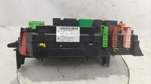 MERCEDES A2215404550 Блок предохранителей в наличии Киев