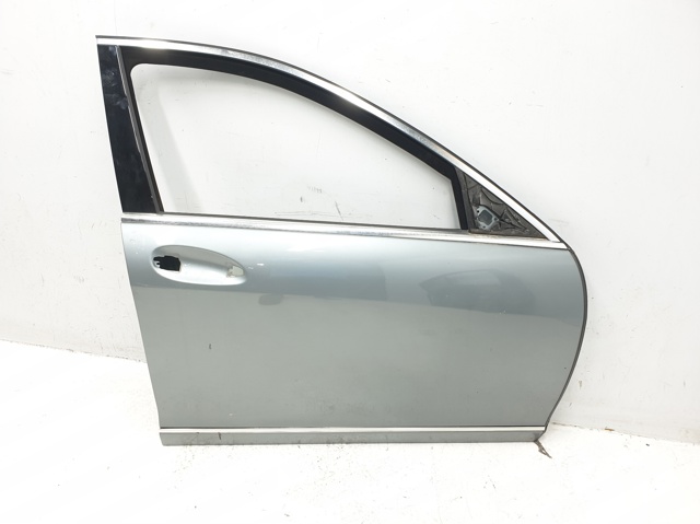 Porta dianteira direita A2217200205 Mercedes