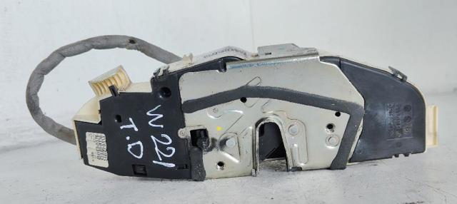 MERCEDES A2217300735 Замок двери задней левой в наличии Киев