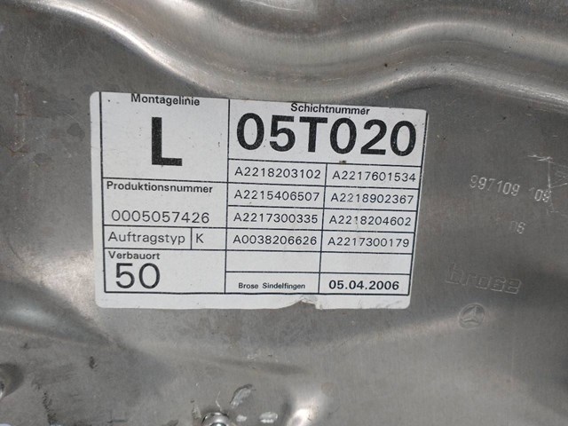 MERCEDES A2218203102 Динамик задней двери в наличии Киев