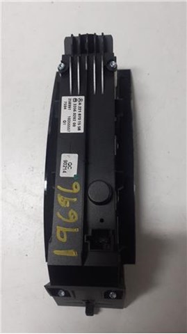MERCEDES A2218701558 Блок кнопок центральной консоли в наличии Полтава