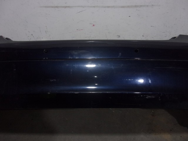 Pára-choque traseiro A22188003409999 Mercedes