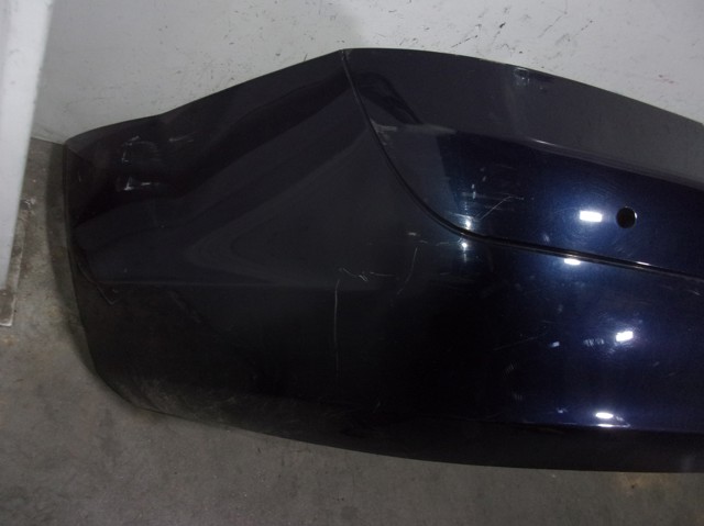Pára-choque traseiro A22188003409999 Mercedes
