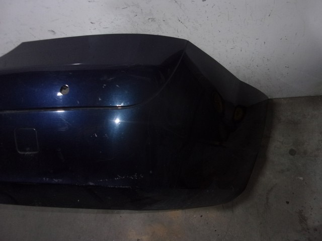 Pára-choque traseiro A22188003409999 Mercedes