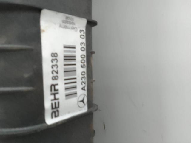 Radiador de esfriamento de motor A2305000303 Mercedes