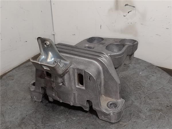 Coxim (suporte) direito de motor A2462401817 Mercedes