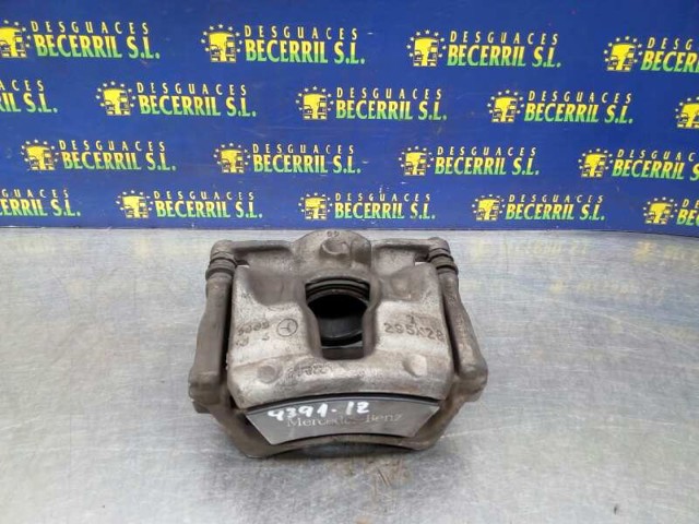 MERCEDES A24639 Суппорт тормозной передний левый в наличии Ровно