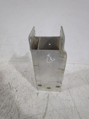 MERCEDES A2466200295 Кронштейн усилителя переднего бампера в наличии Винница