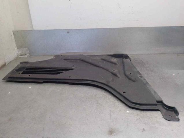 MERCEDES A2466840600 Защита днища задняя правая в наличии Винница
