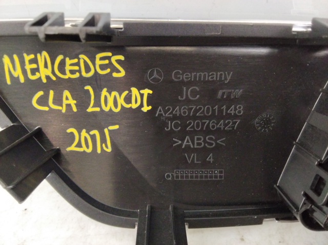 MERCEDES A2467201148 Облицовка внутренней ручки двери передней левой в наличии Ровно